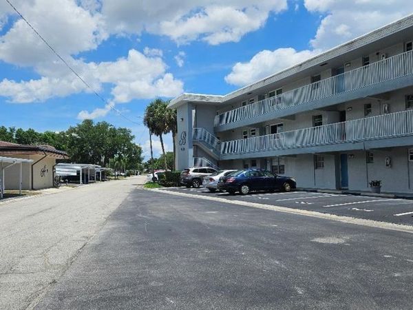 9950 47TH AVENUE N, Unit 303, ST PETERSBURG, FL 33708
