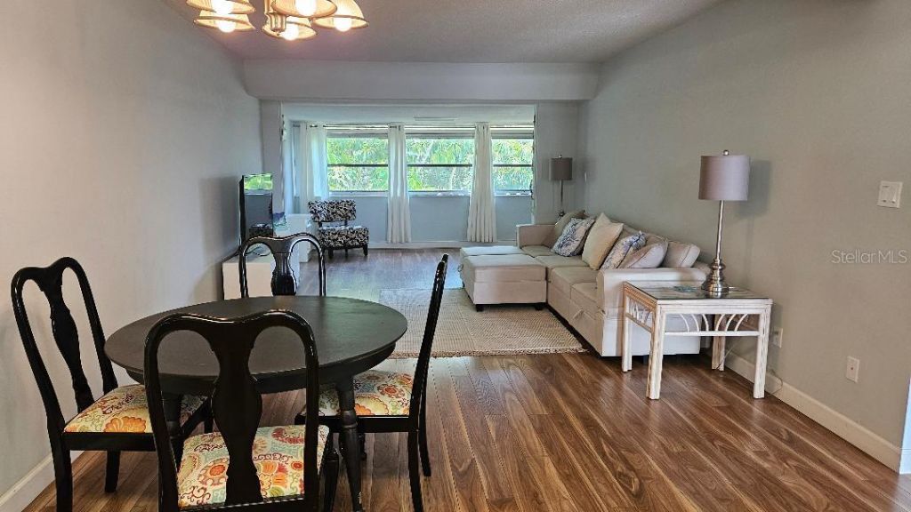 9950 47th Avenue N, Unit 303, Saint Petersburg, FL 33708 Photo