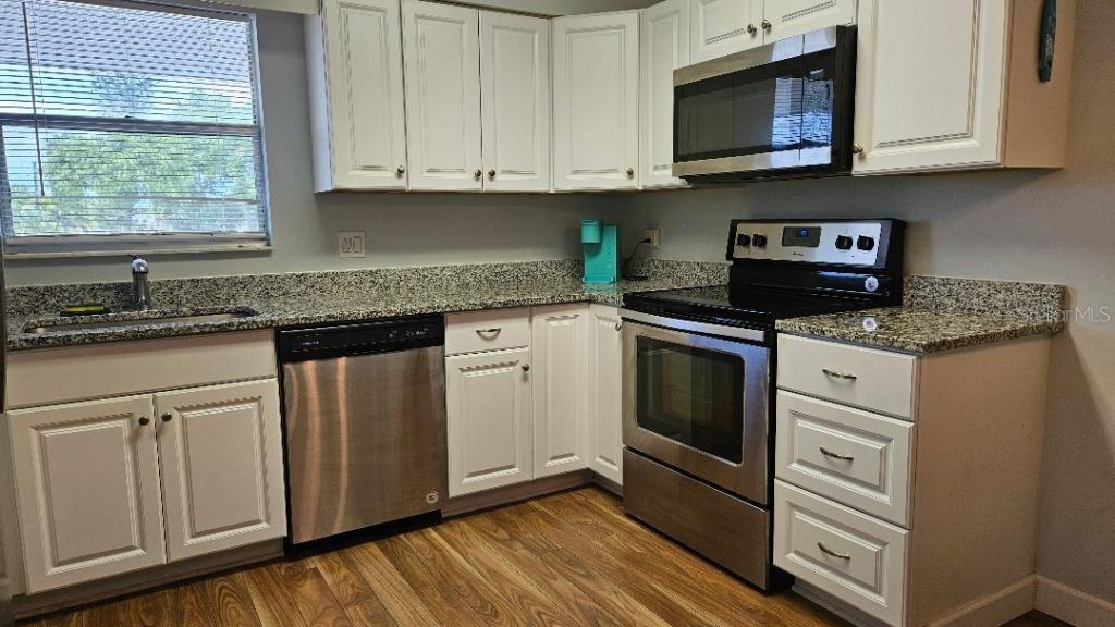 9950 47th Avenue N, Unit 303, Saint Petersburg, FL 33708 Photo