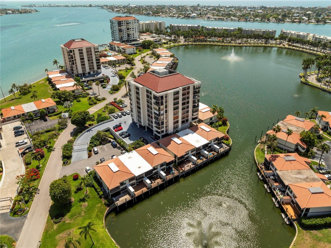 6294 Bahia Del Mar Circle , Unit 904, Saint Petersburg, FL 33715 Photo