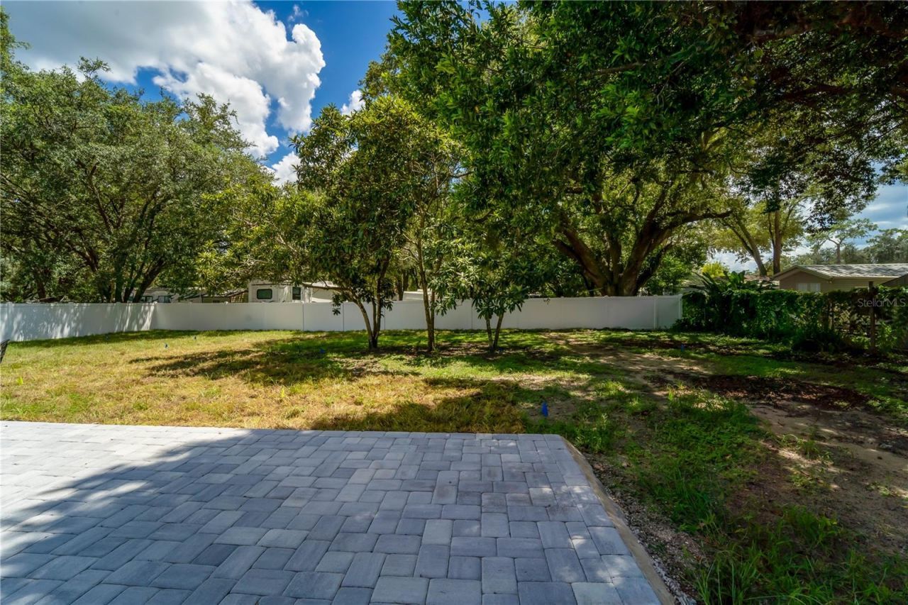 39352 County Road 54, Zephyrhills, FL 33542 Photo