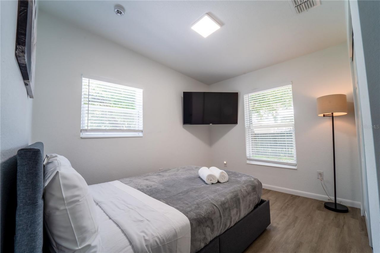 39352 County Road 54, Zephyrhills, FL 33542 Photo