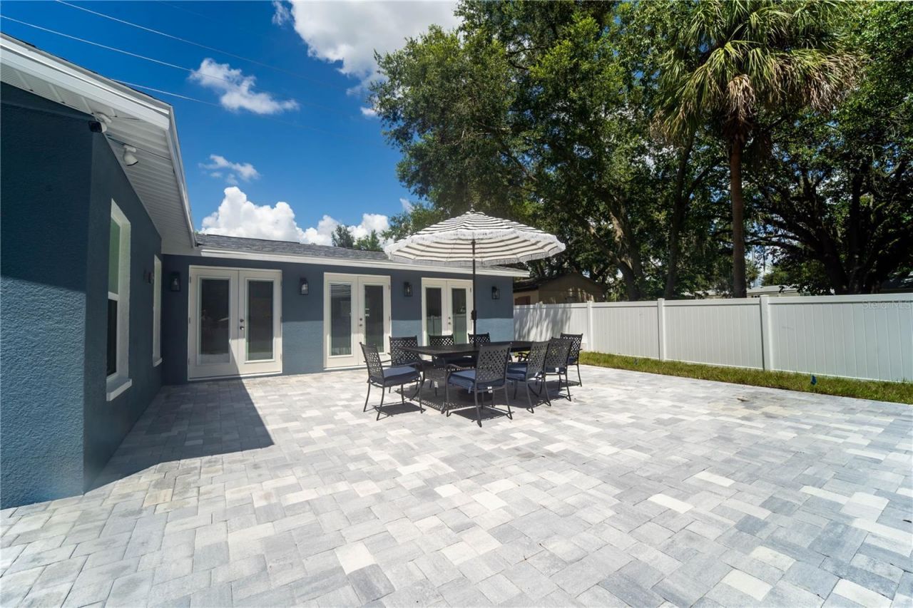 39352 County Road 54, Zephyrhills, FL 33542 Photo