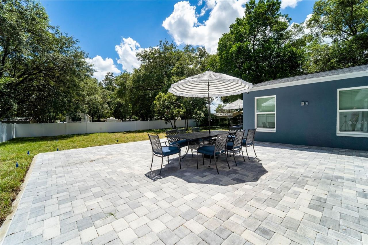 39352 County Road 54, Zephyrhills, FL 33542 Photo
