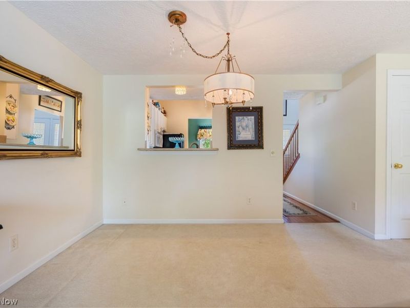 1702 Southpointe Circle NE, Canton, OH 44714 Photo 10