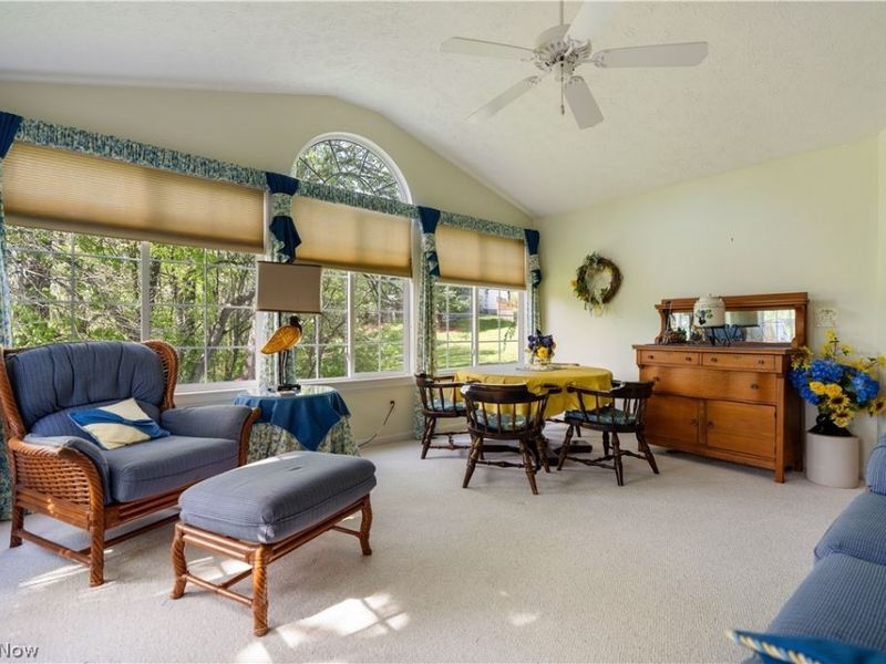 1702 Southpointe Circle NE, Canton, OH 44714 Photo 13
