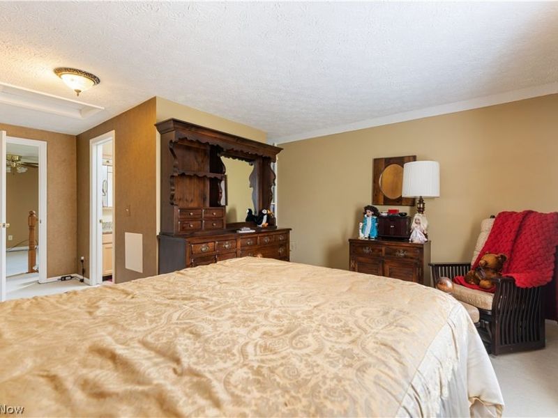 1702 Southpointe Circle NE, Canton, OH 44714 Photo 18