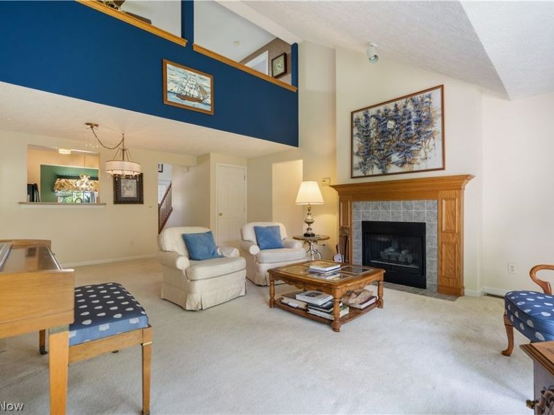 1702 Southpointe Circle NE, Canton, OH 44714 Photo 6