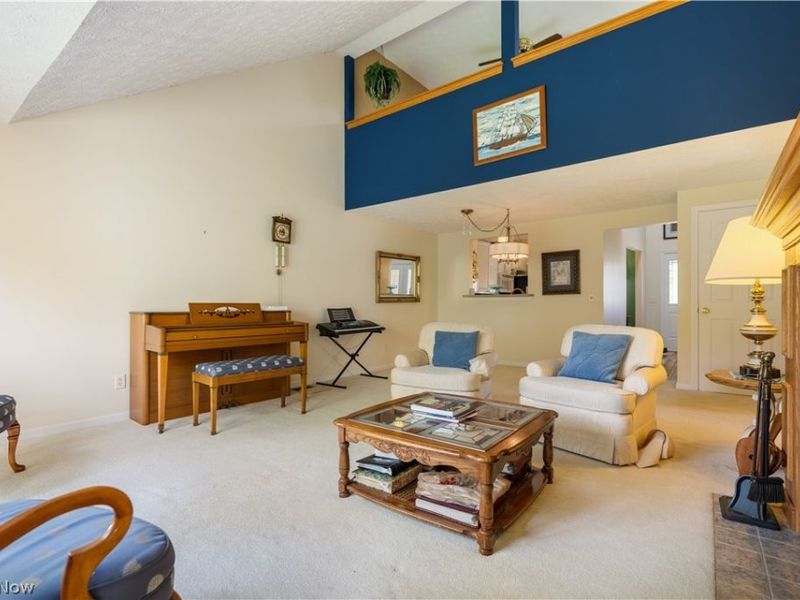 1702 Southpointe Circle NE, Canton, OH 44714 Photo 7