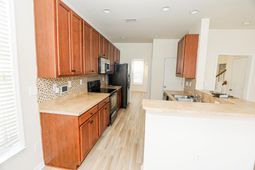 196 Avonshire Drive photo 4