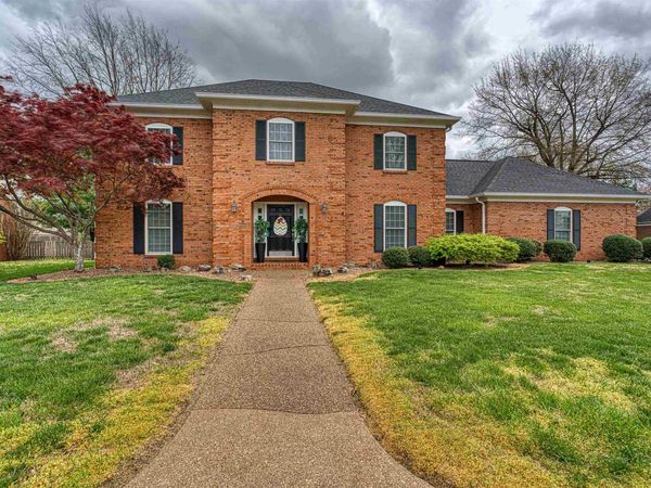700 Brookshire Drive, Evansville, IN 47715
