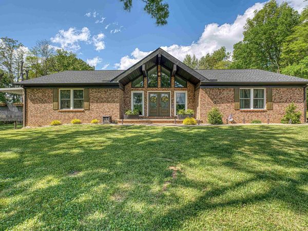 1222 Maple Grove Road, Boonville, IN 47601
