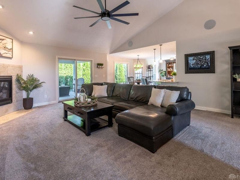 9818 Southern Belle Court, Washington Township, OH 45458 Photo 8
