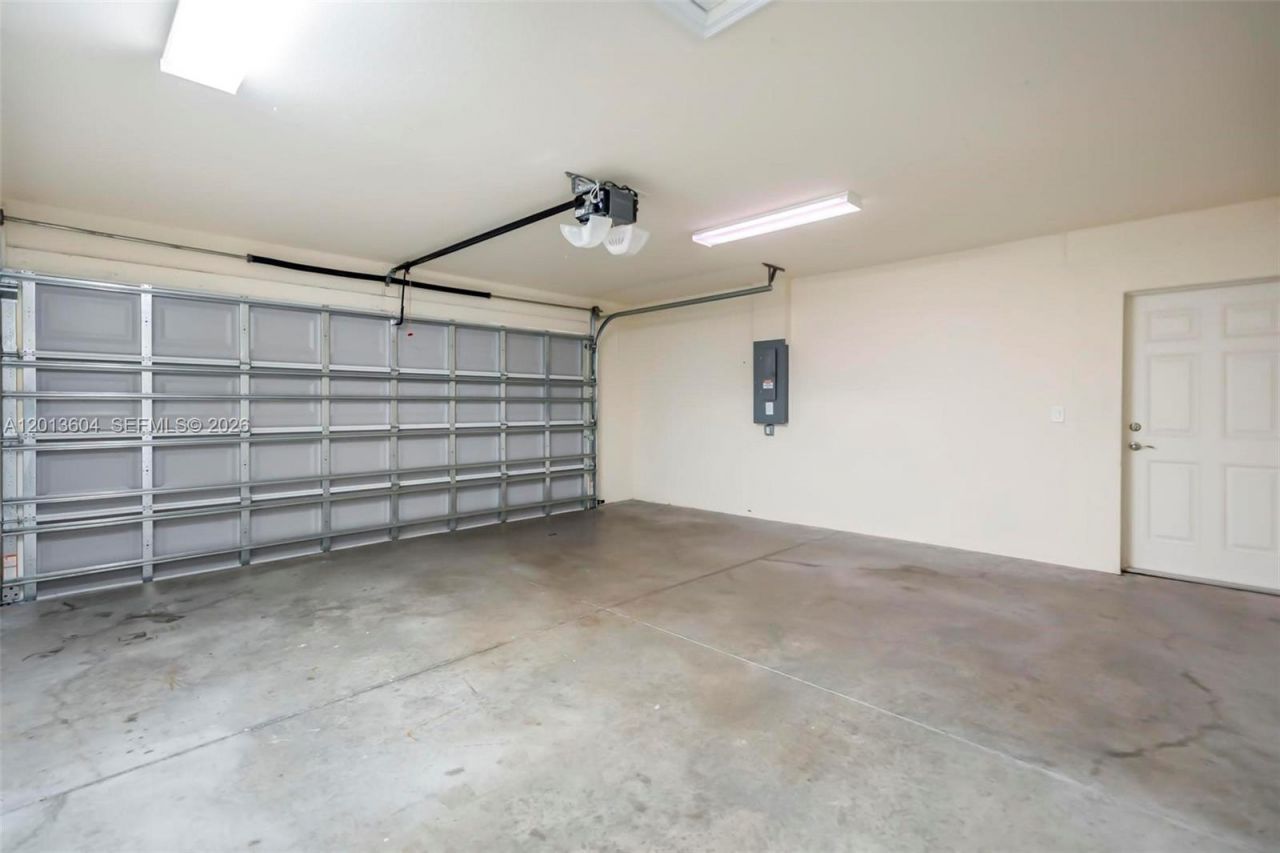 6069 S Moss Cir, La Belle, FL 33935 Photo