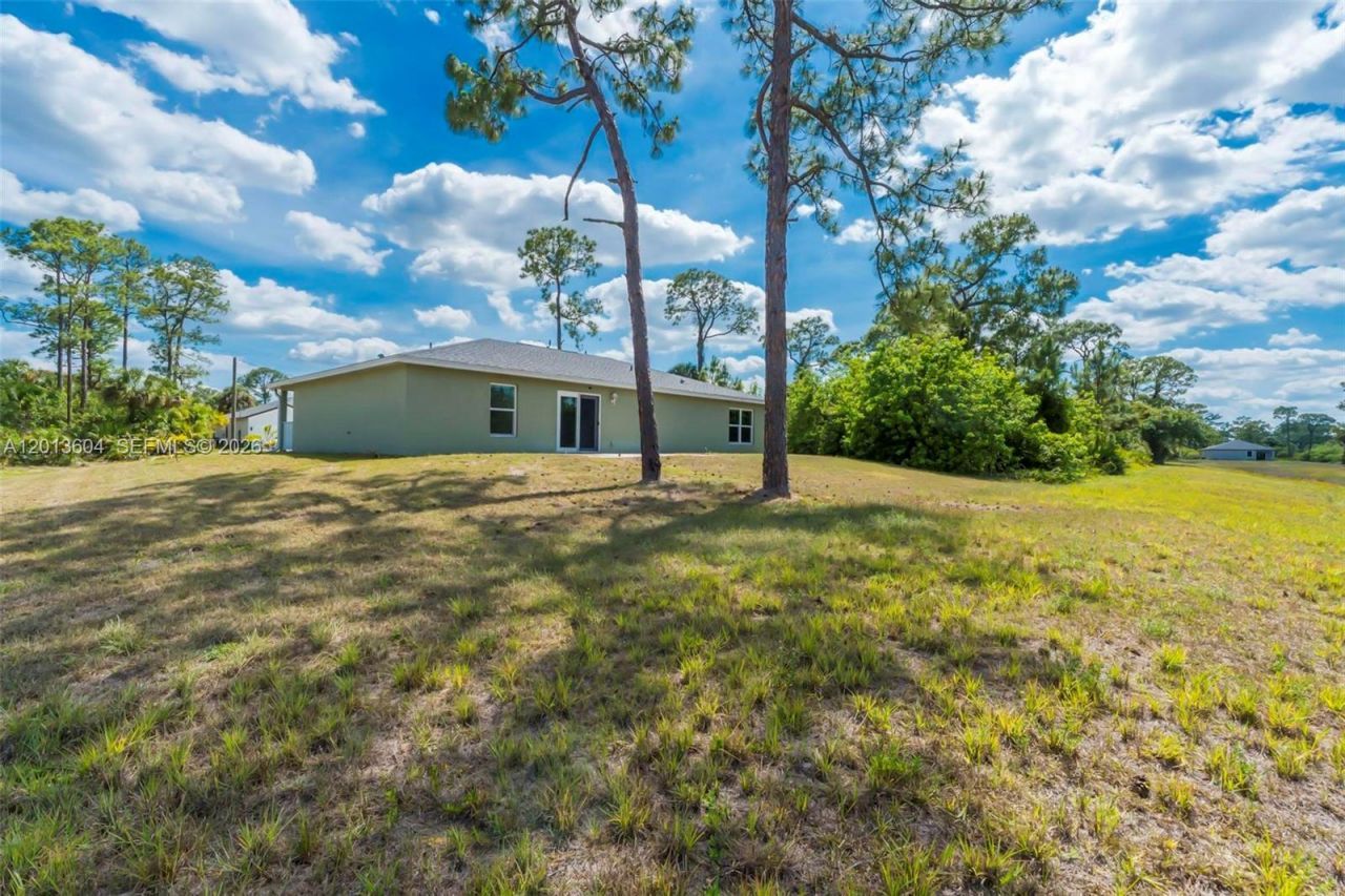 6069 S Moss Cir, La Belle, FL 33935 Photo