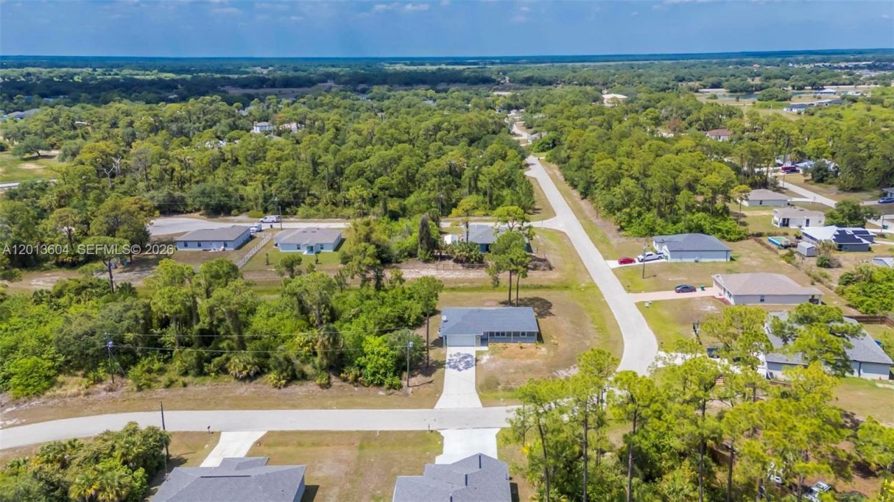 6069 S Moss Cir, La Belle, FL 33935 Photo