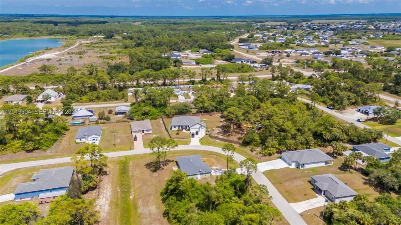 6069 S Moss Cir, La Belle, FL 33935 Photo
