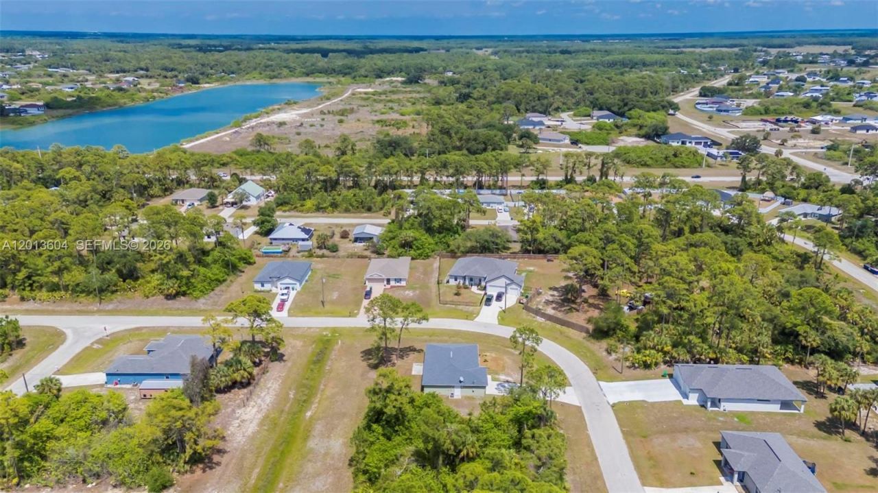 6069 S Moss Cir, La Belle, FL 33935 Photo