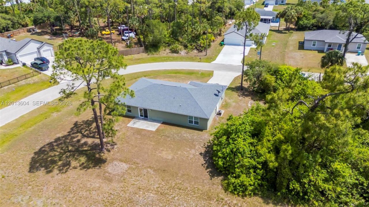 6069 S Moss Cir, La Belle, FL 33935 Photo