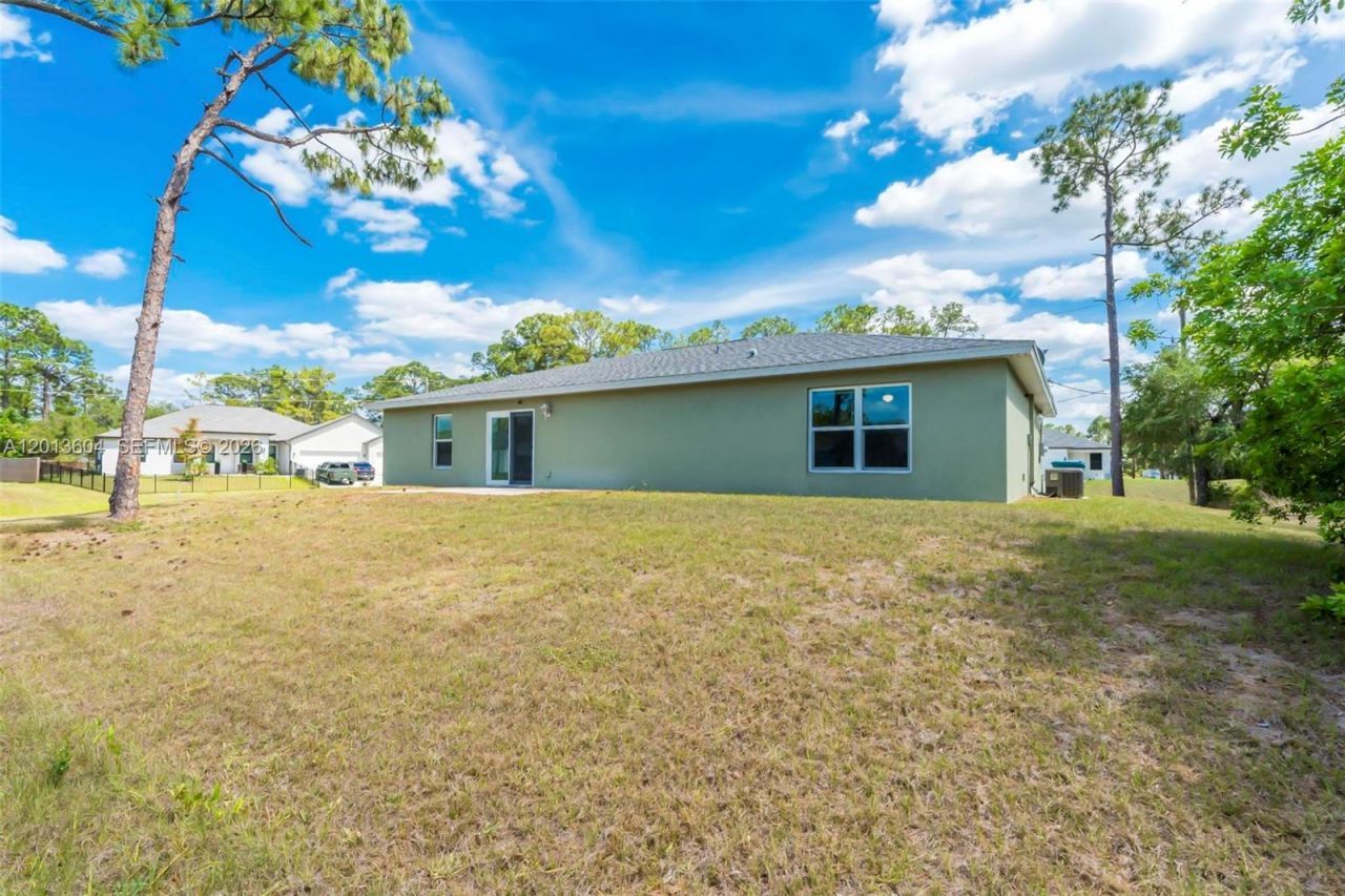 6069 S Moss Cir, La Belle, FL 33935 Photo