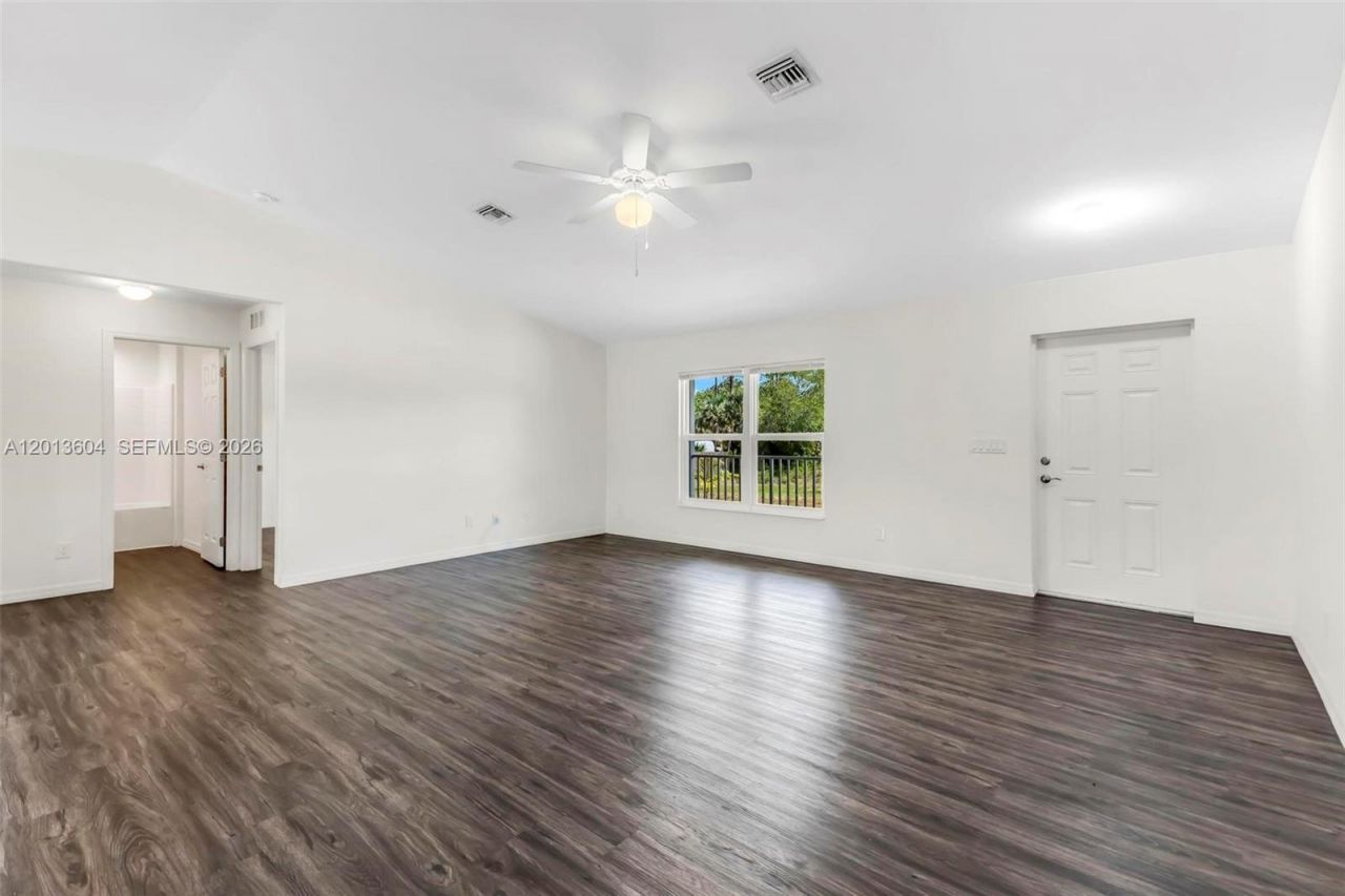 6069 S Moss Cir, La Belle, FL 33935 Photo