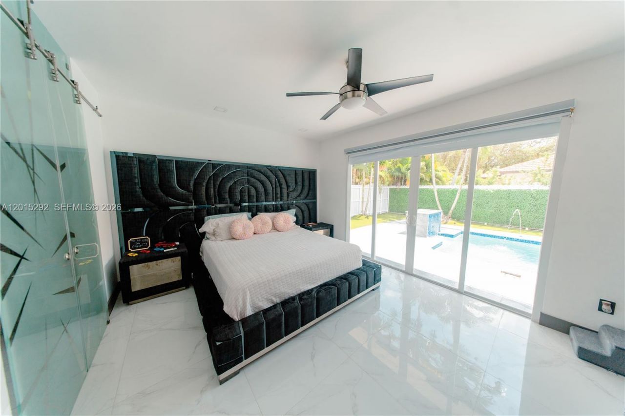 7814 NW 165th St , Miami Lakes, FL 33016 Photo