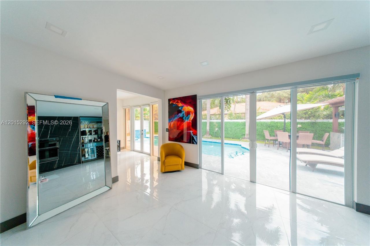 7814 NW 165th St , Miami Lakes, FL 33016 Photo
