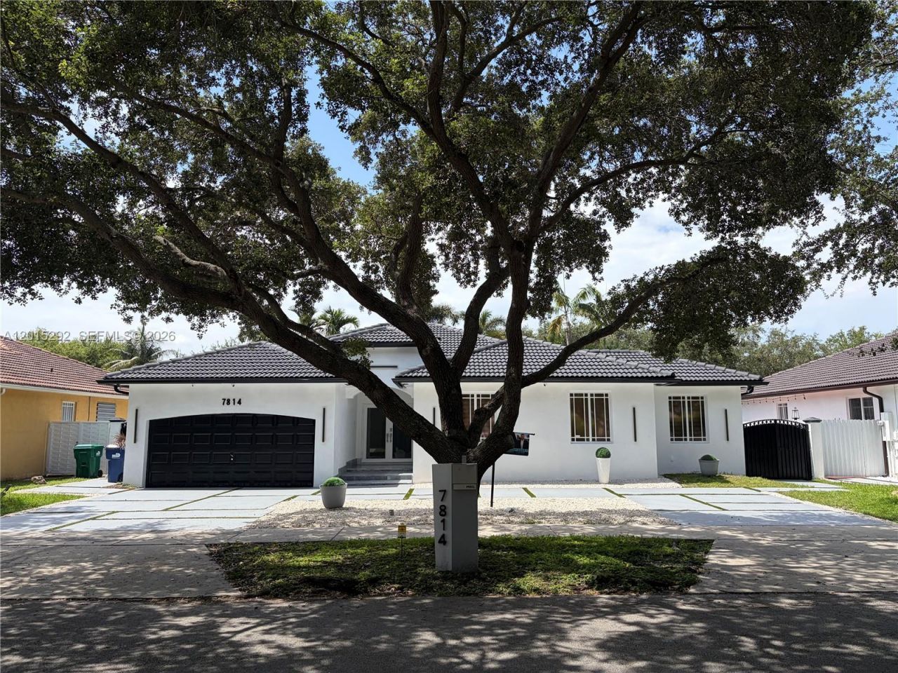 7814 NW 165th St, Miami Lakes, FL 33016 Photo