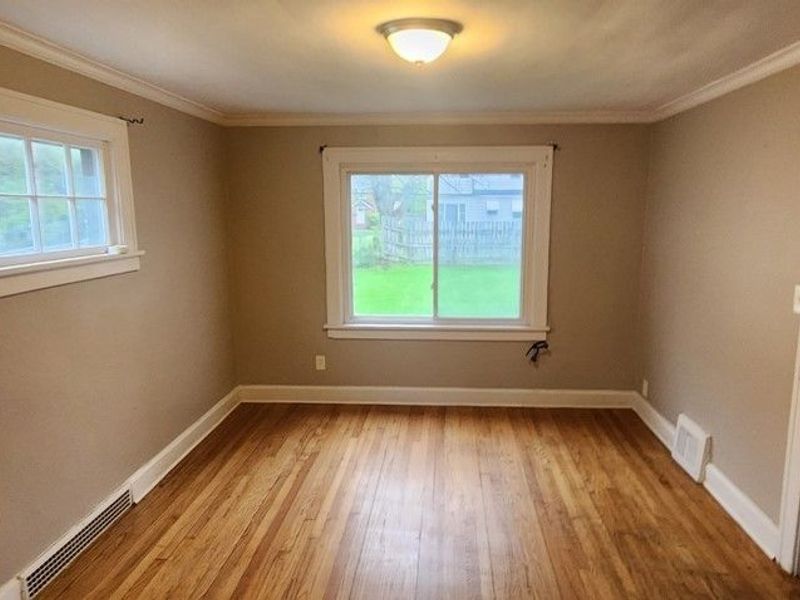 1353 Avondale, South Euclid, OH 44121 Photo 3