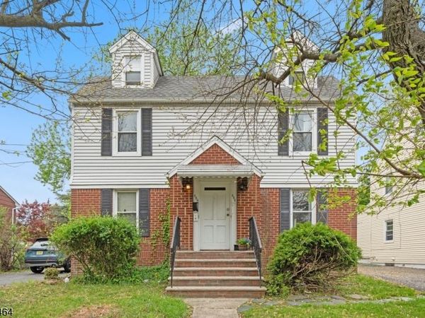 824 Pompton Ave, Cedar Grove, NJ 07009