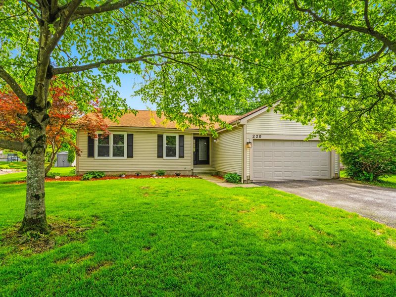 220 Rugby Lane , Columbus, OH 43230 Photo 1