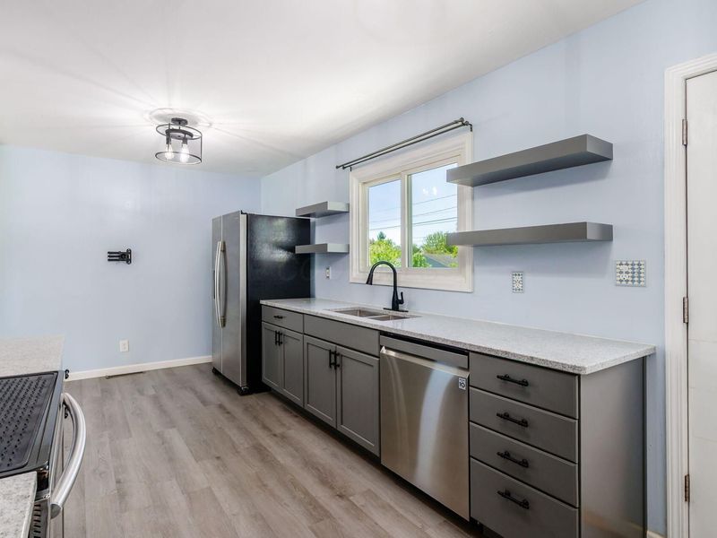 3851 Wade Road , Columbus, OH 43232 Photo 7