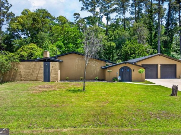438 Hunt Drive, Savannah, GA 31406