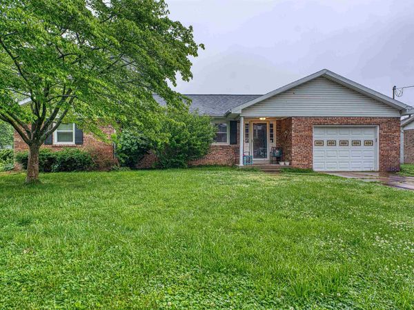 10688 Cricklewood Drive, Newburgh, IN 47630