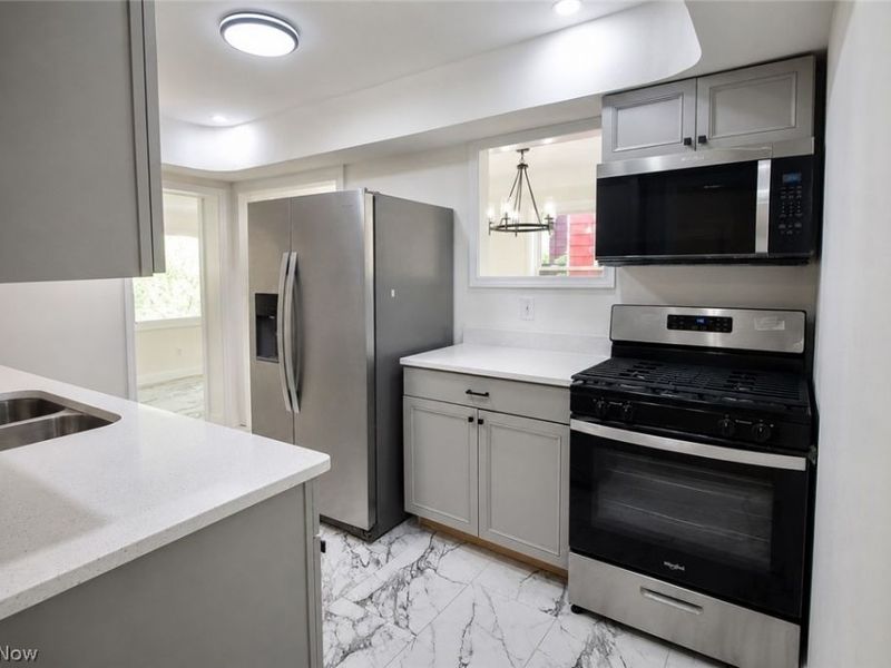 2529 Canterbury Road, Cleveland Heights, OH 44118 Photo 9