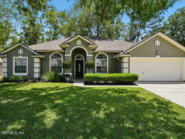 369 MAPLEWOOD Drive, St. Johns, FL 32259