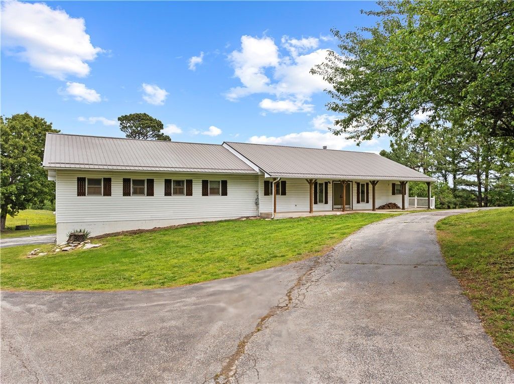 12297 Tom Arnold Road, Omaha, AR 72662 Main Photo