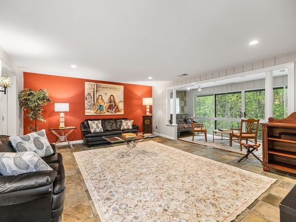370 Great Rd, Unit 8, Acton, MA 01720