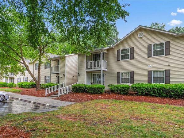 5645 Hornaday Road, Unit B, Greensboro, NC 27409