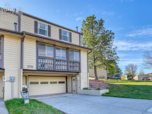 379 Raspberry Lane, Monument, CO 80132