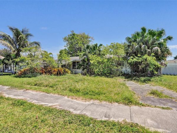 17781 SW 113th Ave , Miami, FL 33157