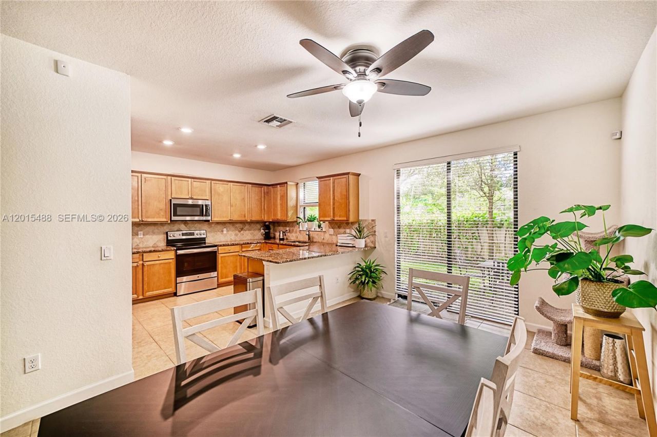 3962 Devenshire Ct, Coconut Creek, FL 33073 Photo