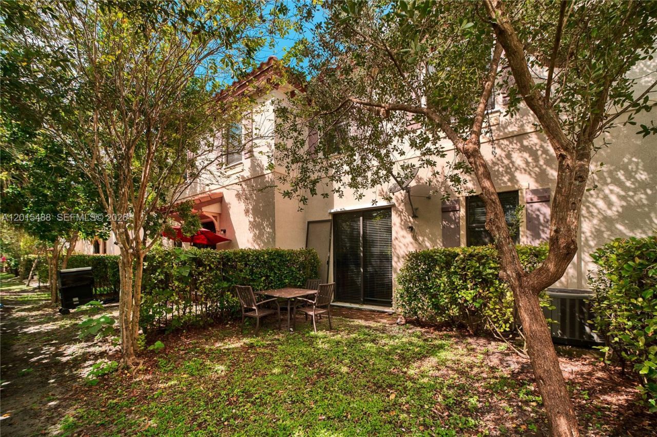 3962 Devenshire Ct, Coconut Creek, FL 33073 Photo
