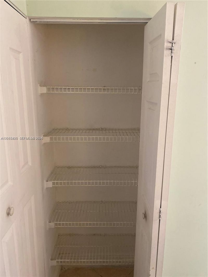 18330 NW 68th Ave, Unit G, Hialeah, FL 33015 Photo