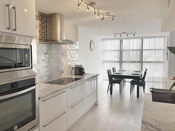 400 Leslie Dr , Unit 508, Hallandale Beach, FL 33009