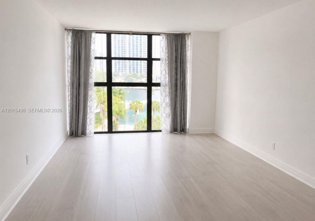 400 Leslie Dr, Unit 508, Hallandale Beach, FL 33009 Photo