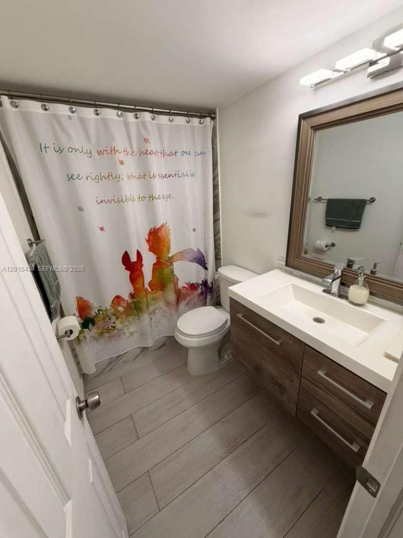 400 Leslie Dr , Unit 508, Hallandale Beach, FL 33009 Photo