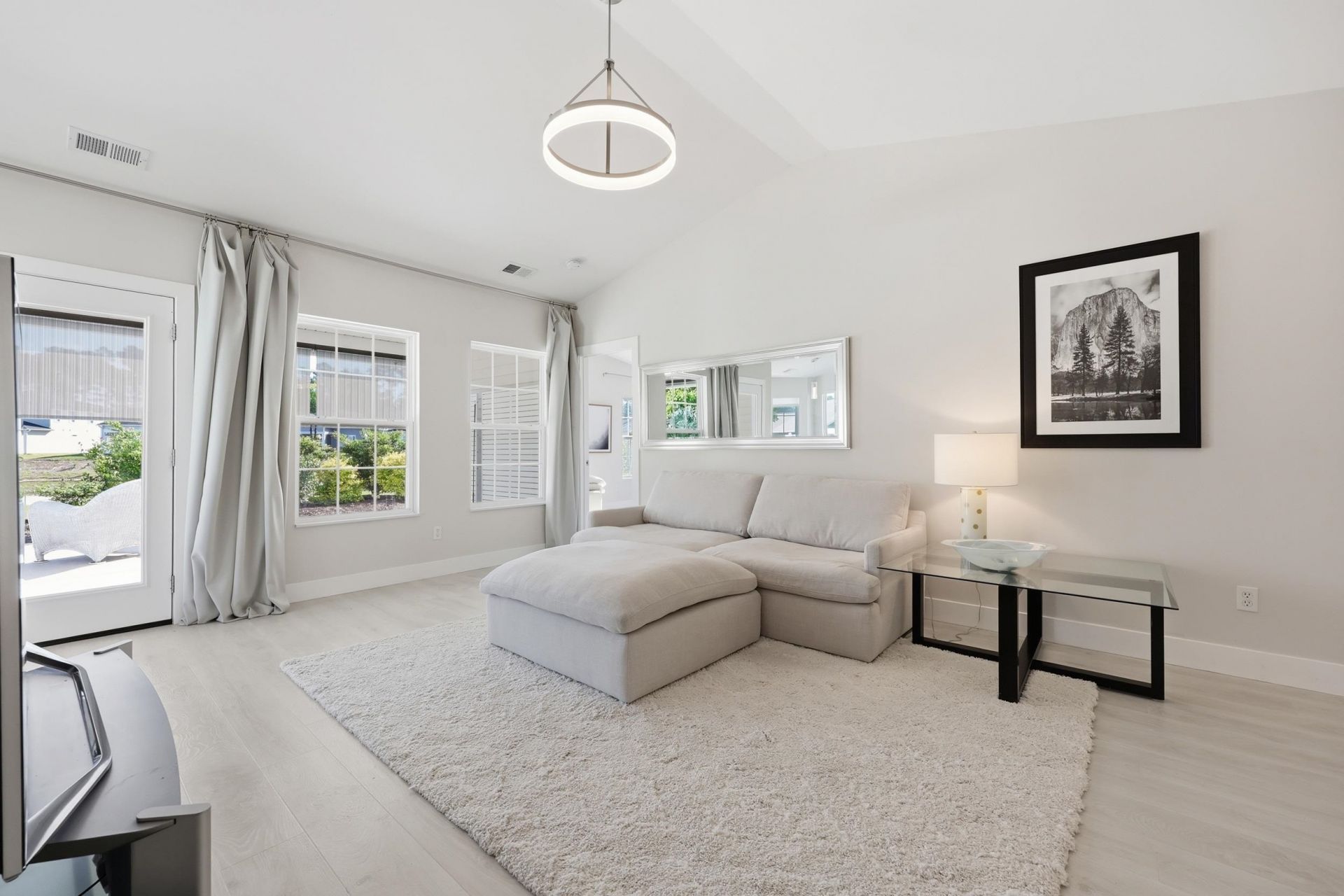 110 Marbella Dr. Photo 12
