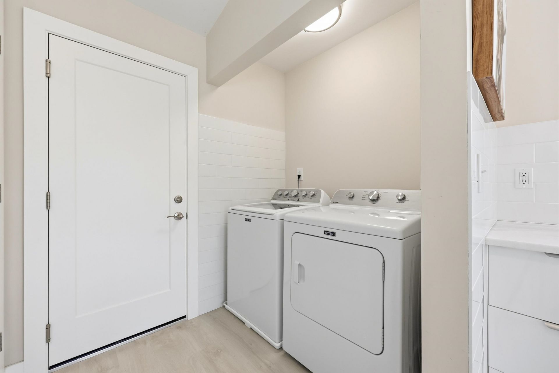 110 Marbella Dr. Photo 32
