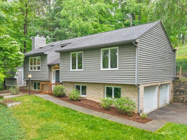 5424 Highfields RD, Roanoke, VA 24018